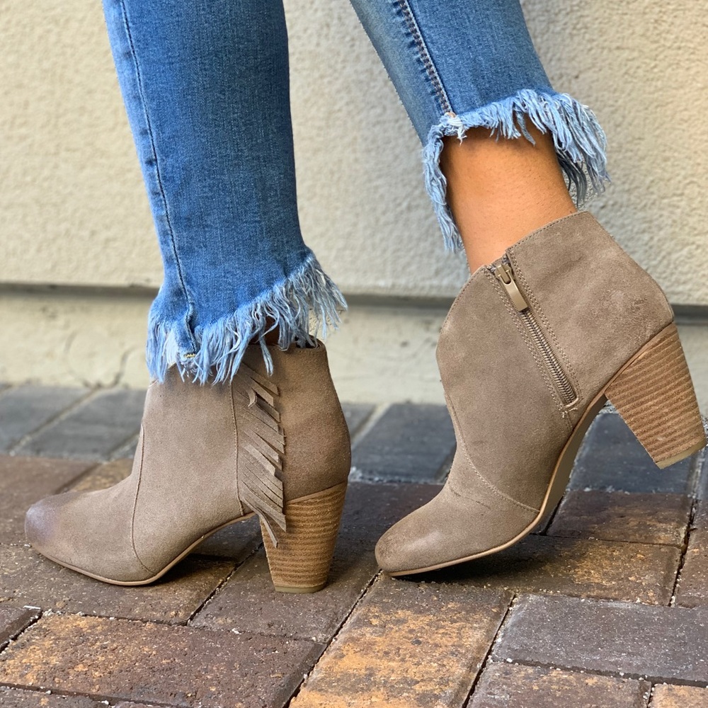 Boho Chic Side Cascading Fringe Suede Ankle Boots - Picture 6 of 6